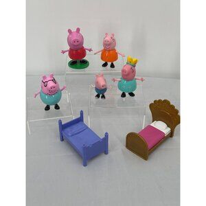 Peppa Pig Royal Figure Lot Furniture Set Queen Mummy Daddy George Bed